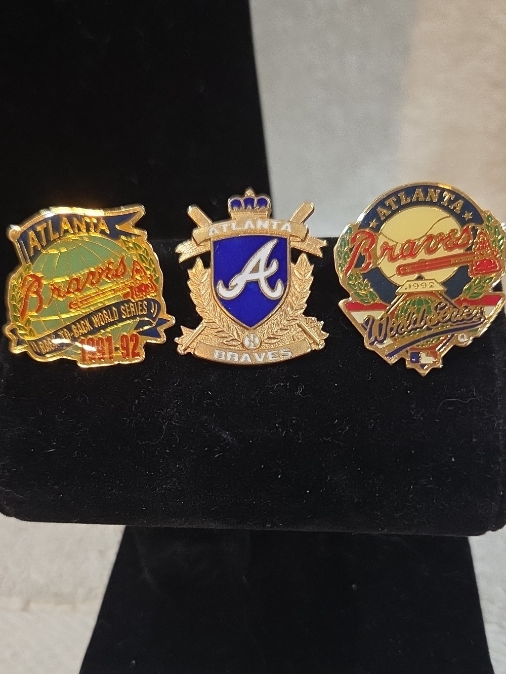 ATLANTA BRAVES TACK PINS (SET OF 3)